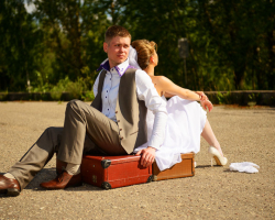 Πού να πάτε σε ένα ταξίδι γάμου φθηνά; Μέρη για ένα γαμήλιο ταξίδι στη Ρωσία, στη θάλασσα στην Κριμαία, Σότσι, Αγία Πετρούπολη