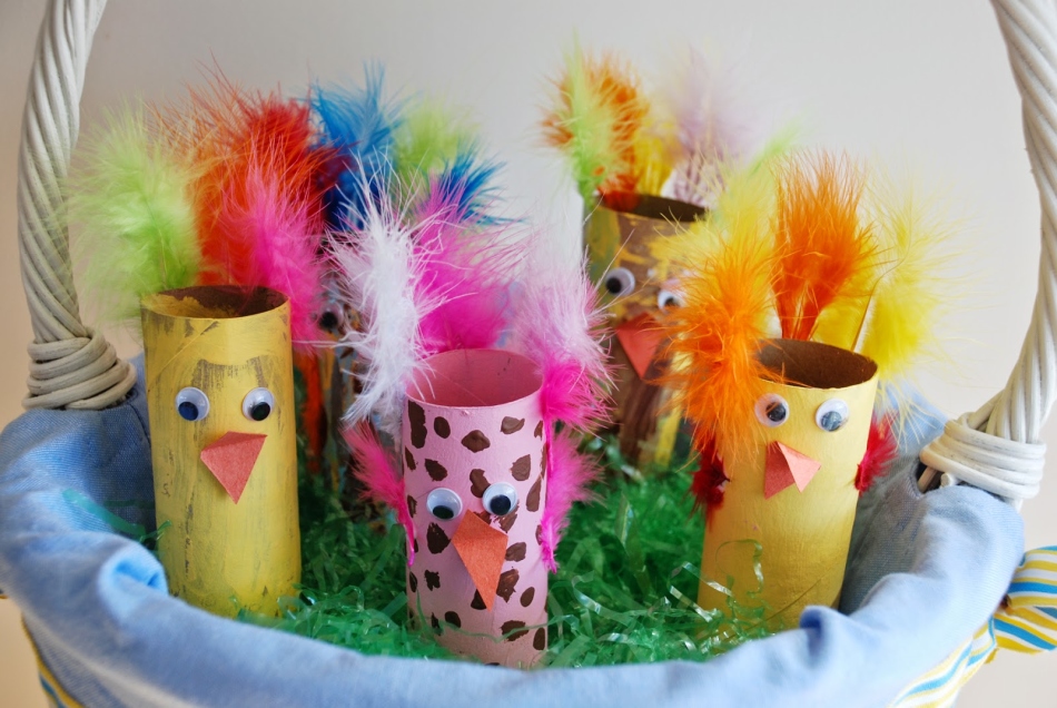 DIY crafts for Easter from corrugated paper and cardboard: schemes