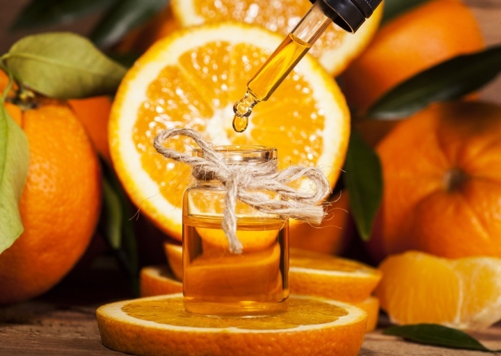 Orange oil to attract money