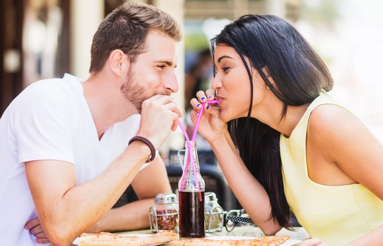 Some secrets of the first date that will help to fall in love with it