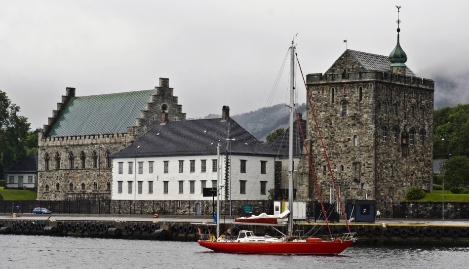 Дворец хокона и башня розенкранца, норвегия