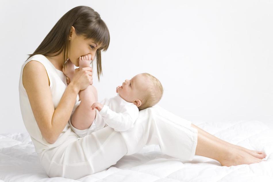 During breastfeeding, the emotional connection of the mother and baby is strengthened