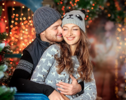 Storie d'amore incredibili e belle alla vigilia di Capodanno: incontri unici per il nuovo anno