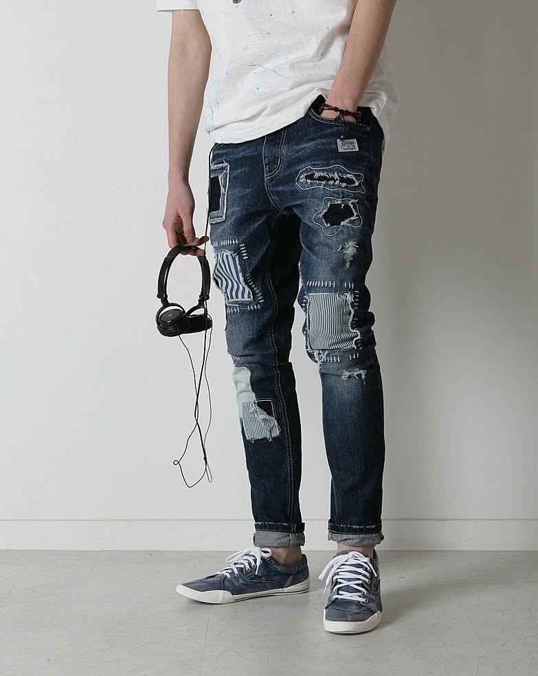 Interesting ideas for patch on men's jeans, option 31