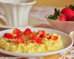 Come cucinare il porridge di grano con frutta, verdura, pollo e pesce deliziosamente? Come cucinare il porridge di grano friabile in una pentola lenta?