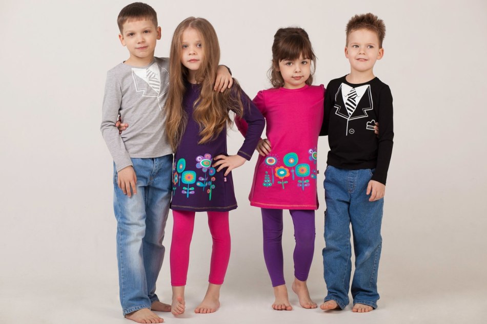 Sale of children's clothing for Aliexpress