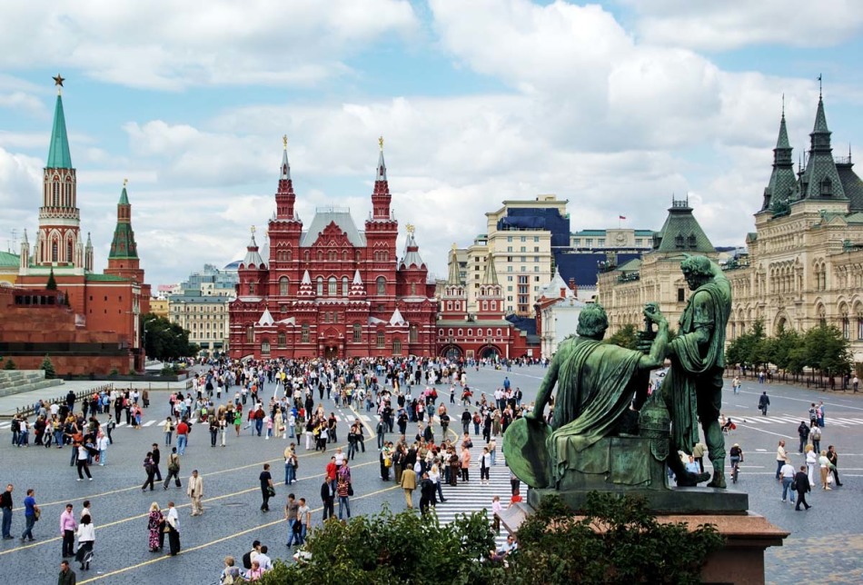Red Square - the main decoration of the white -stone city