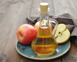 Ξύδι μήλου: Με ζύμη, σε ξύδι μήτρα, από χυμό μήλου - απλές συνταγές μαγειρικής στο σπίτι