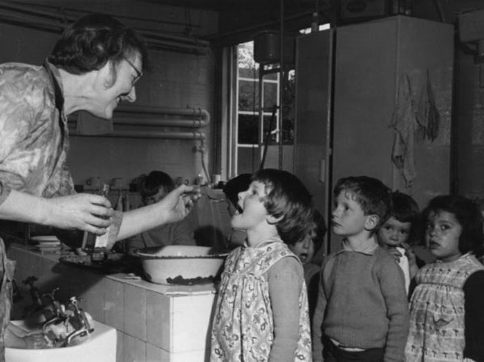 Anteriormente, todos los niños en jardines de infancia recibían aceite de pescado.