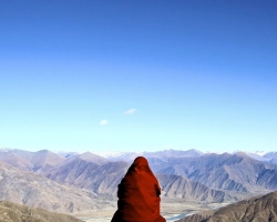 Senam hormon Tibet untuk penyembuhan, menurunkan berat badan dan umur panjang: manfaat dan bahaya, kontraindikasi, ulasan, hasil, konsekuensi. 5 menit pagi senam hormonal Tibet di tempat tidur untuk wanita: satu set latihan