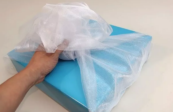 Упаковка для подарка из органзы