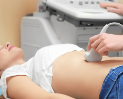 Comment se préparer à une échographie de la cavité abdominale, des reins à une femme, une homme, un enfant? Est-il possible de boire de l'eau, il y a une échographie de la cavité abdominale, des reins?