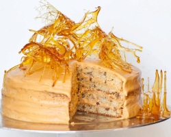 Caramel layer for a cake at home - soft, milk, chocolate, salty: 7 tasty recipes