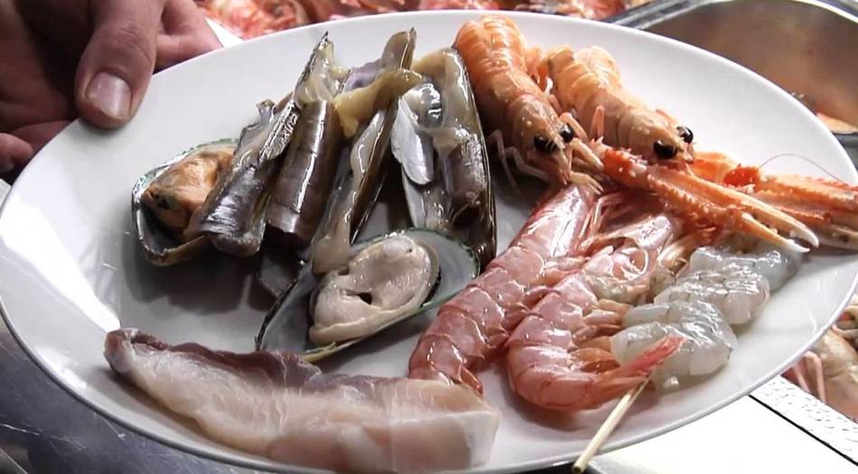 Makanan laut di Rimini, Italia